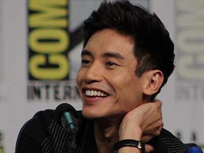 Manny Jacinto is a famous Asian Canadian actor.